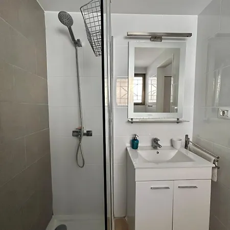 Apartmán In Castle Harbour With Pool View C009 Los Cristianos (Tenerife)