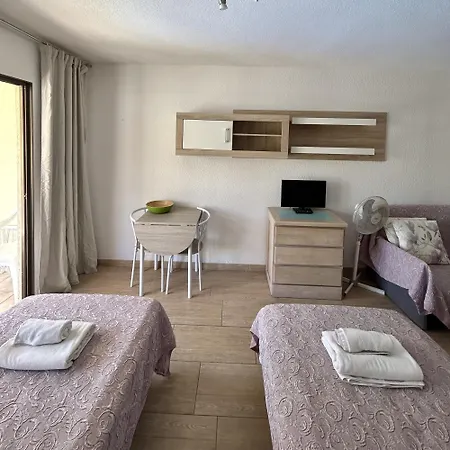 아파트 In Castle Harbour With Pool View C009 *